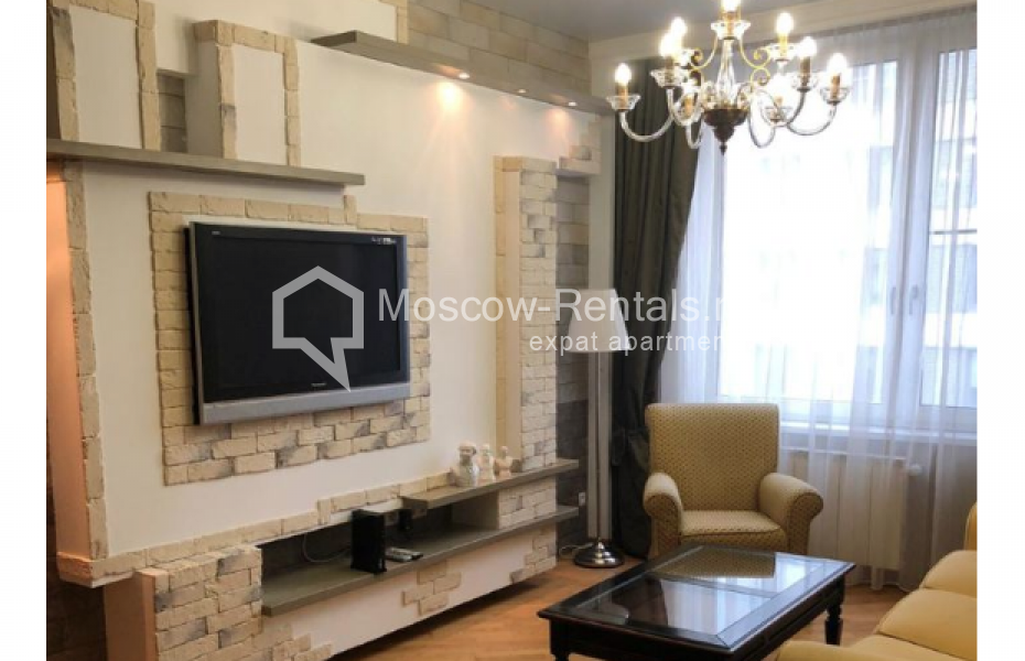 Photo #1 3-room (2 BR) apartment for <a href="http://moscow-rentals.ru/en/articles/long-term-rent" target="_blank">a long-term</a> rent
 in Russia, Moscow, Shabolovka str, 23к1