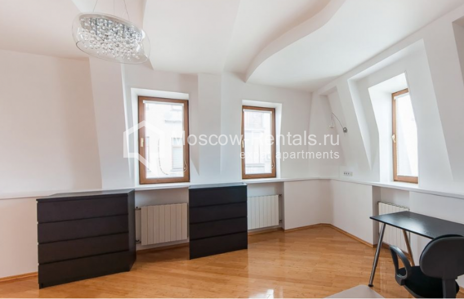 Photo #14 3-room (2 BR) apartment for <a href="http://moscow-rentals.ru/en/articles/long-term-rent" target="_blank">a long-term</a> rent
 in Russia, Moscow, M. Tolmachevskyi lane, 8С2