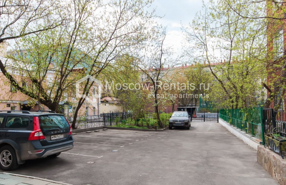 Photo #34 3-room (2 BR) apartment for <a href="http://moscow-rentals.ru/en/articles/long-term-rent" target="_blank">a long-term</a> rent
 in Russia, Moscow, M. Tolmachevskyi lane, 8С2