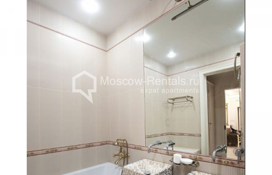 Photo #13 3-room (2 BR) apartment for <a href="http://moscow-rentals.ru/en/articles/long-term-rent" target="_blank">a long-term</a> rent
 in Russia, Moscow, Serpukhovskyi val, 21к4