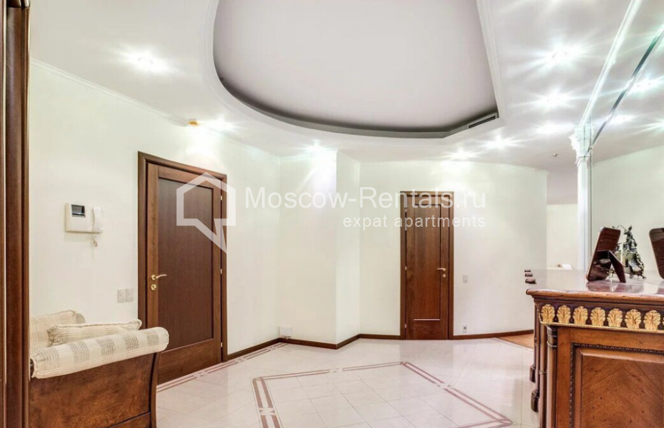 Photo #17 4-room (3 BR) apartment for <a href="http://moscow-rentals.ru/en/articles/long-term-rent" target="_blank">a long-term</a> rent
 in Russia, Moscow, 1st Smolenskyi lane, 17