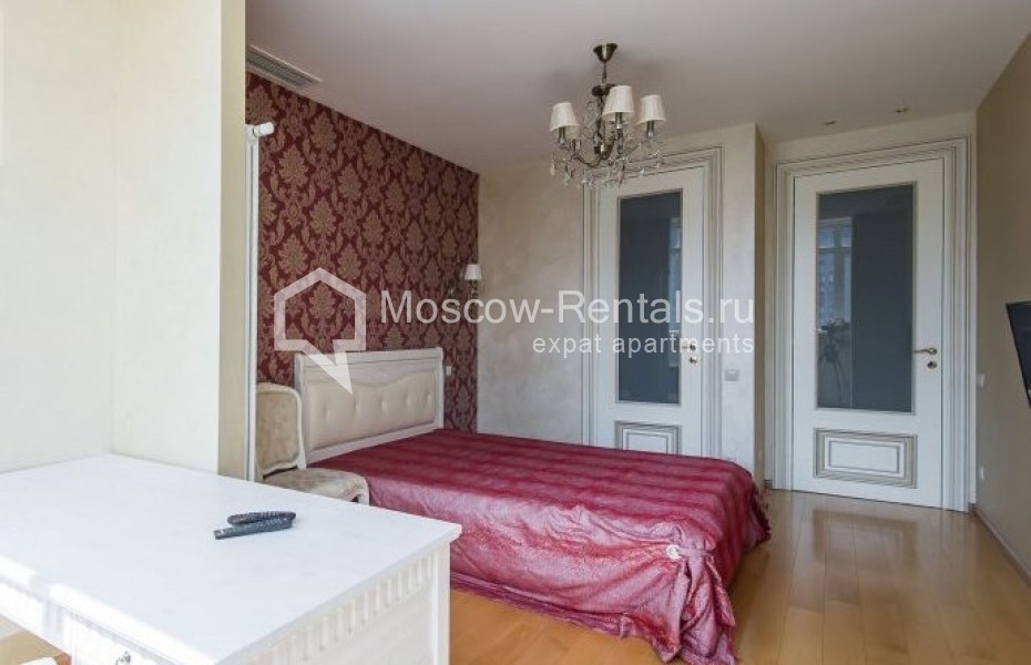 Photo #6 4-room (3 BR) apartment for <a href="http://moscow-rentals.ru/en/articles/long-term-rent" target="_blank">a long-term</a> rent
 in Russia, Moscow, Shmitovskyi proezd, 20