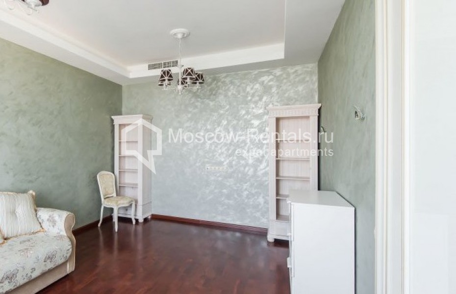 Photo #10 4-room (3 BR) apartment for <a href="http://moscow-rentals.ru/en/articles/long-term-rent" target="_blank">a long-term</a> rent
 in Russia, Moscow, Shmitovskyi proezd, 20