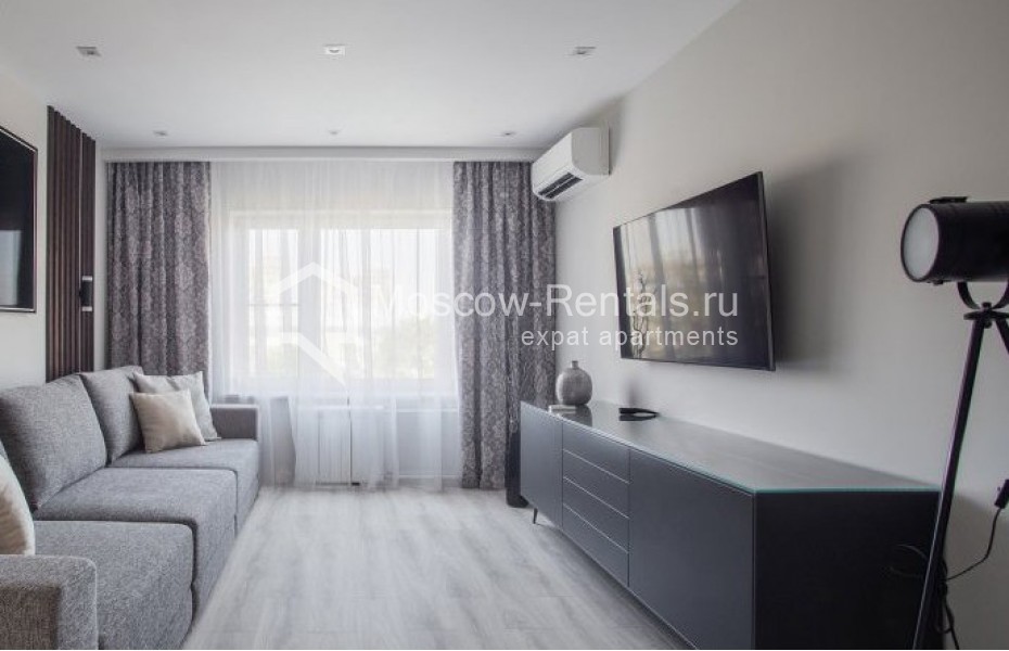 Photo #1 4-room (3 BR) apartment for <a href="http://moscow-rentals.ru/en/articles/long-term-rent" target="_blank">a long-term</a> rent
 in Russia, Moscow, B. Gruzinskaya str, 39