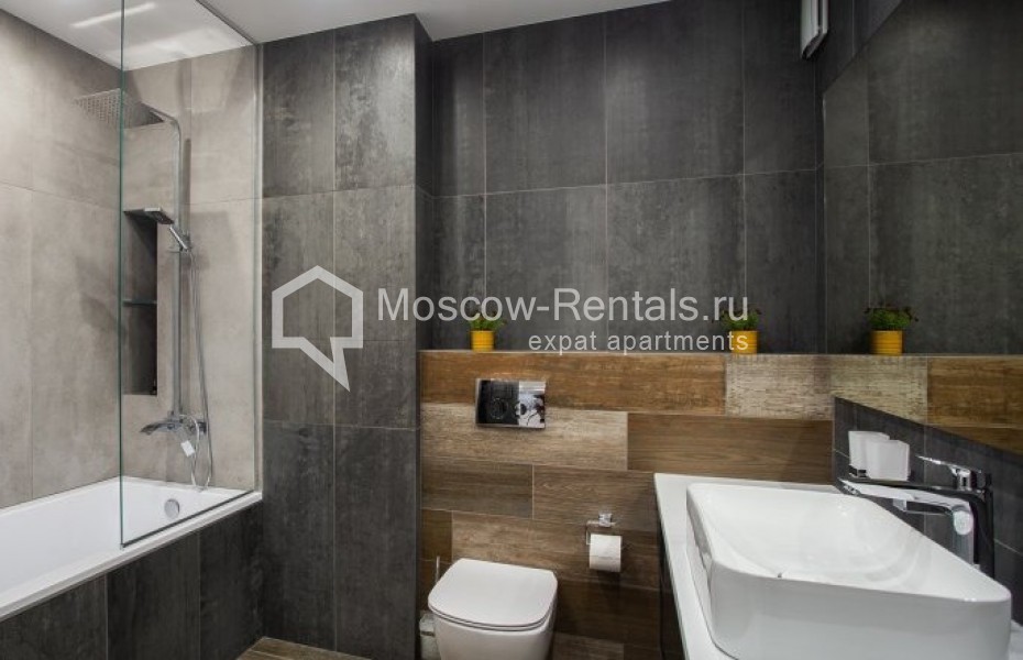 Photo #14 4-room (3 BR) apartment for <a href="http://moscow-rentals.ru/en/articles/long-term-rent" target="_blank">a long-term</a> rent
 in Russia, Moscow, B. Gruzinskaya str, 39