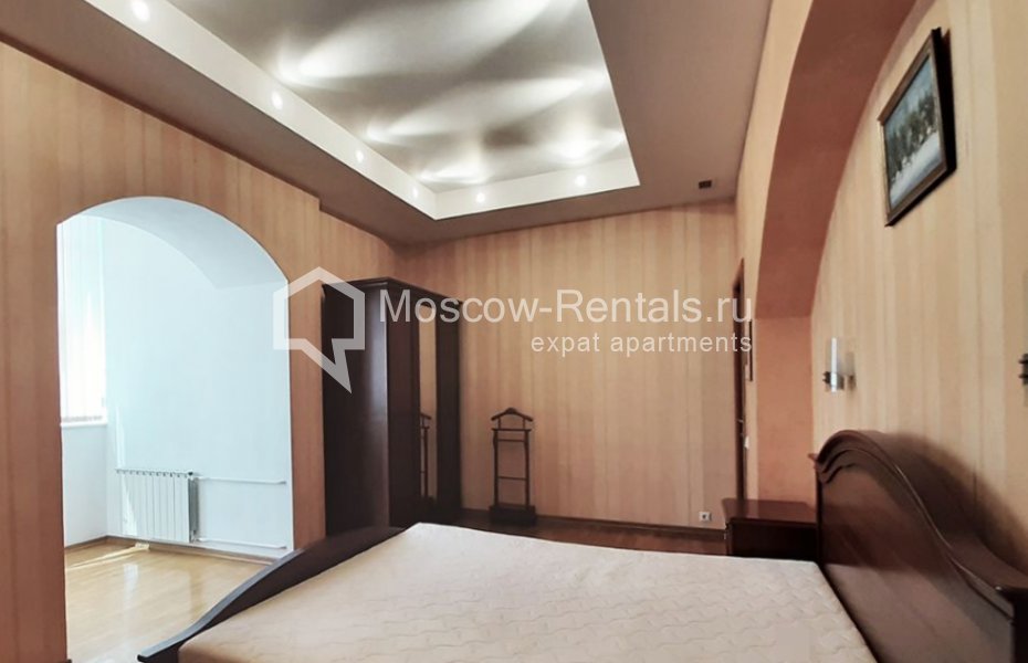 Photo #7 4-room (3 BR) apartment for <a href="http://moscow-rentals.ru/en/articles/long-term-rent" target="_blank">a long-term</a> rent
 in Russia, Moscow, Lomonosovskyi lane, 7К5