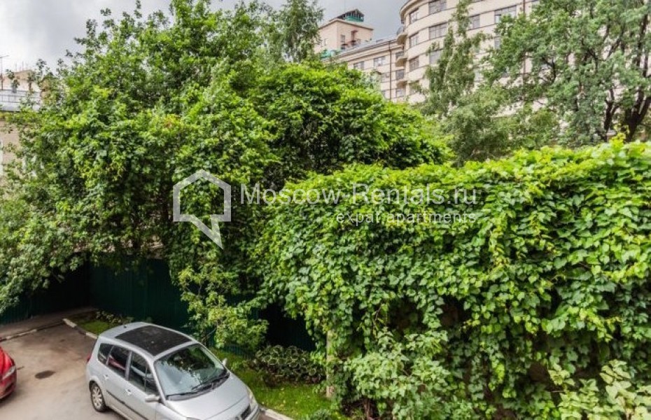 Photo #23 4-room (3 BR) apartment for <a href="http://moscow-rentals.ru/en/articles/long-term-rent" target="_blank">a long-term</a> rent
 in Russia, Moscow, Milutinskyi lane, 3