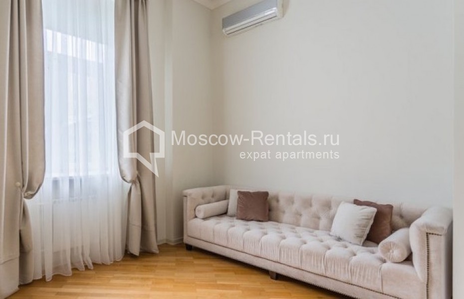 Photo #10 4-room (3 BR) apartment for <a href="http://moscow-rentals.ru/en/articles/long-term-rent" target="_blank">a long-term</a> rent
 in Russia, Moscow, Milutinskyi lane, 3