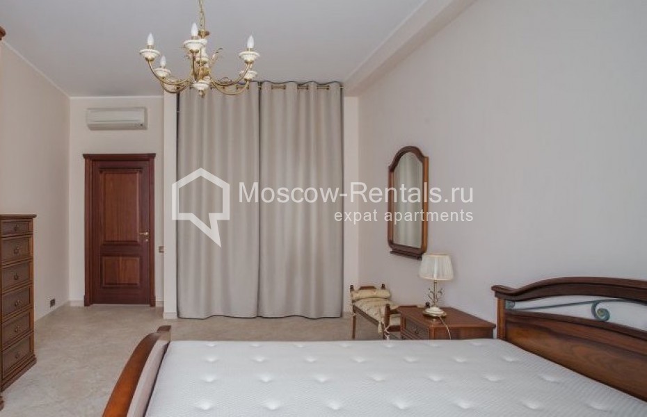 Photo #7 3-room (2 BR) apartment for <a href="http://moscow-rentals.ru/en/articles/long-term-rent" target="_blank">a long-term</a> rent
 in Russia, Moscow, Ozerkovskaya emb, 26