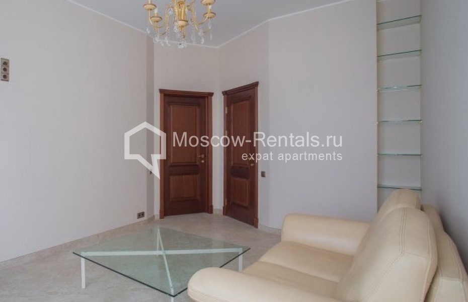 Photo #9 3-room (2 BR) apartment for <a href="http://moscow-rentals.ru/en/articles/long-term-rent" target="_blank">a long-term</a> rent
 in Russia, Moscow, Ozerkovskaya emb, 26