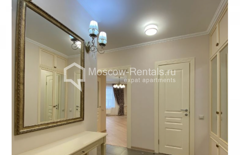 Photo #2 4-room (3 BR) apartment for <a href="http://moscow-rentals.ru/en/articles/long-term-rent" target="_blank">a long-term</a> rent
 in Russia, Moscow, Mytnaya str, 7с2