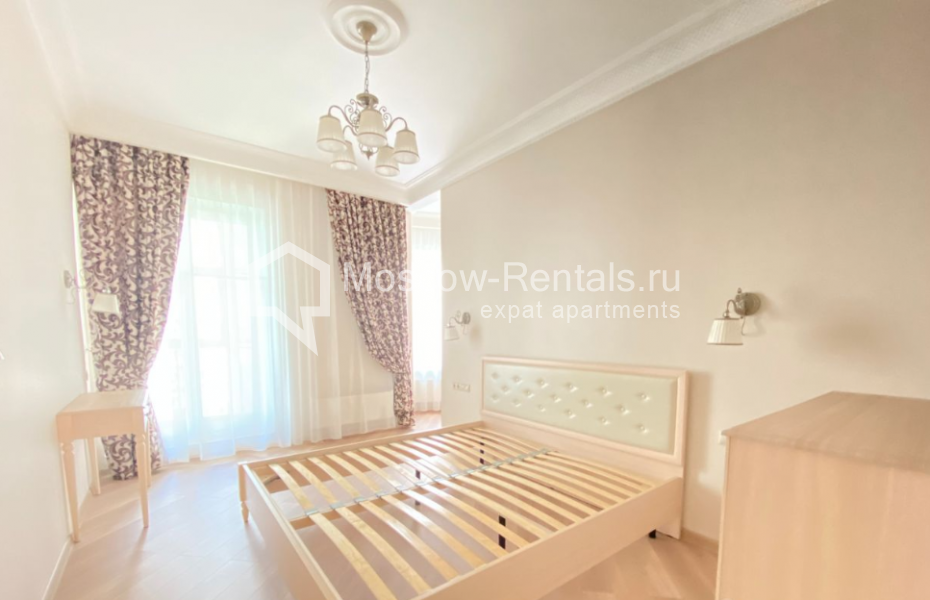 Photo #9 4-room (3 BR) apartment for <a href="http://moscow-rentals.ru/en/articles/long-term-rent" target="_blank">a long-term</a> rent
 in Russia, Moscow, Mytnaya str, 7с2