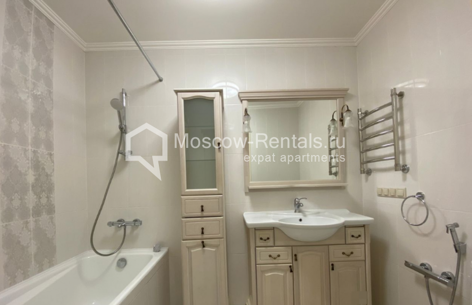 Photo #19 4-room (3 BR) apartment for <a href="http://moscow-rentals.ru/en/articles/long-term-rent" target="_blank">a long-term</a> rent
 in Russia, Moscow, Mytnaya str, 7с2