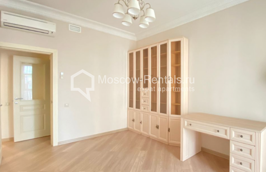Photo #15 4-room (3 BR) apartment for <a href="http://moscow-rentals.ru/en/articles/long-term-rent" target="_blank">a long-term</a> rent
 in Russia, Moscow, Mytnaya str, 7с2