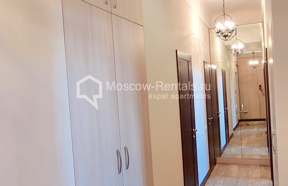 Photo #14 2-room (1 BR) apartment for <a href="http://moscow-rentals.ru/en/articles/long-term-rent" target="_blank">a long-term</a> rent
 in Russia, Moscow, Kosmodamianskaya emb, 36