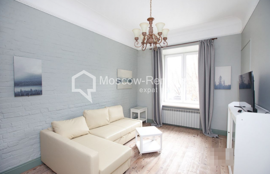 Photo #1 2-room (1 BR) apartment for <a href="http://moscow-rentals.ru/en/articles/long-term-rent" target="_blank">a long-term</a> rent
 in Russia, Moscow, Trekhprudnyi lane, 11/13С2