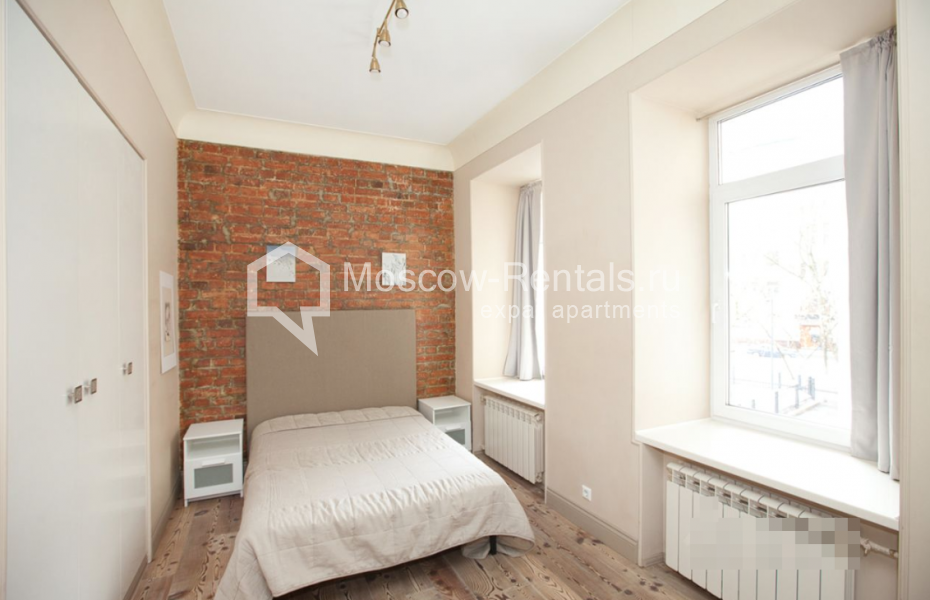 Photo #5 2-room (1 BR) apartment for <a href="http://moscow-rentals.ru/en/articles/long-term-rent" target="_blank">a long-term</a> rent
 in Russia, Moscow, Trekhprudnyi lane, 11/13С2