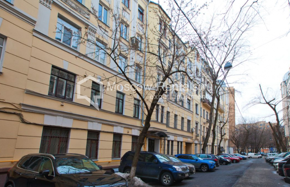 Photo #23 2-room (1 BR) apartment for <a href="http://moscow-rentals.ru/en/articles/long-term-rent" target="_blank">a long-term</a> rent
 in Russia, Moscow, Trekhprudnyi lane, 11/13С2