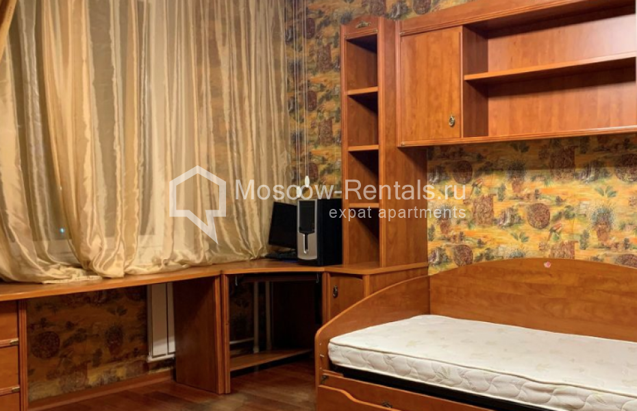 Photo #7 3-room (2 BR) apartment for <a href="http://moscow-rentals.ru/en/articles/long-term-rent" target="_blank">a long-term</a> rent
 in Russia, Moscow, Michurinskyi prosp, 11К1
