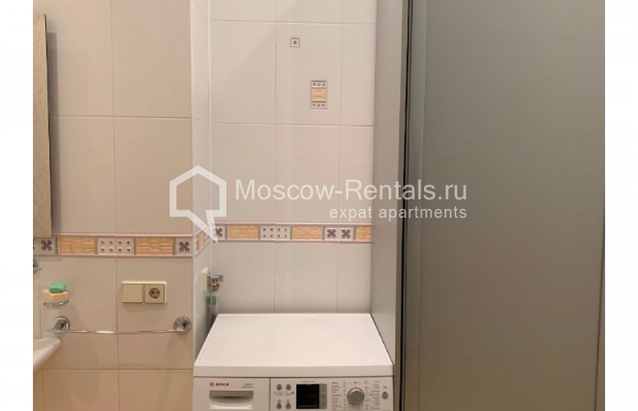 Photo #10 3-room (2 BR) apartment for <a href="http://moscow-rentals.ru/en/articles/long-term-rent" target="_blank">a long-term</a> rent
 in Russia, Moscow, Michurinskyi prosp, 11К1