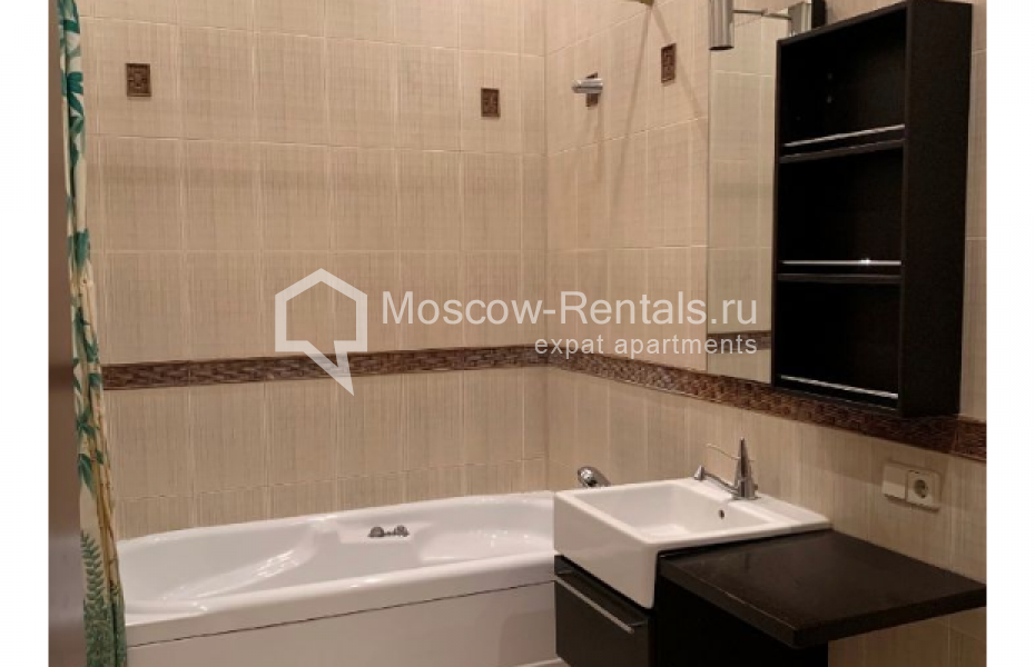 Photo #8 3-room (2 BR) apartment for <a href="http://moscow-rentals.ru/en/articles/long-term-rent" target="_blank">a long-term</a> rent
 in Russia, Moscow, Michurinskyi prosp, 11К1