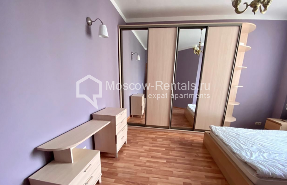 Photo #8 3-room (2 BR) apartment for <a href="http://moscow-rentals.ru/en/articles/long-term-rent" target="_blank">a long-term</a> rent
 in Russia, Moscow, Pyrieva str, 9к3
