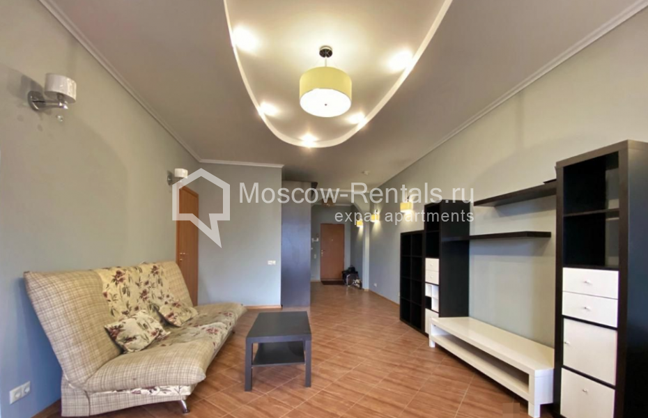 Photo #3 3-room (2 BR) apartment for <a href="http://moscow-rentals.ru/en/articles/long-term-rent" target="_blank">a long-term</a> rent
 in Russia, Moscow, Pyrieva str, 9к3