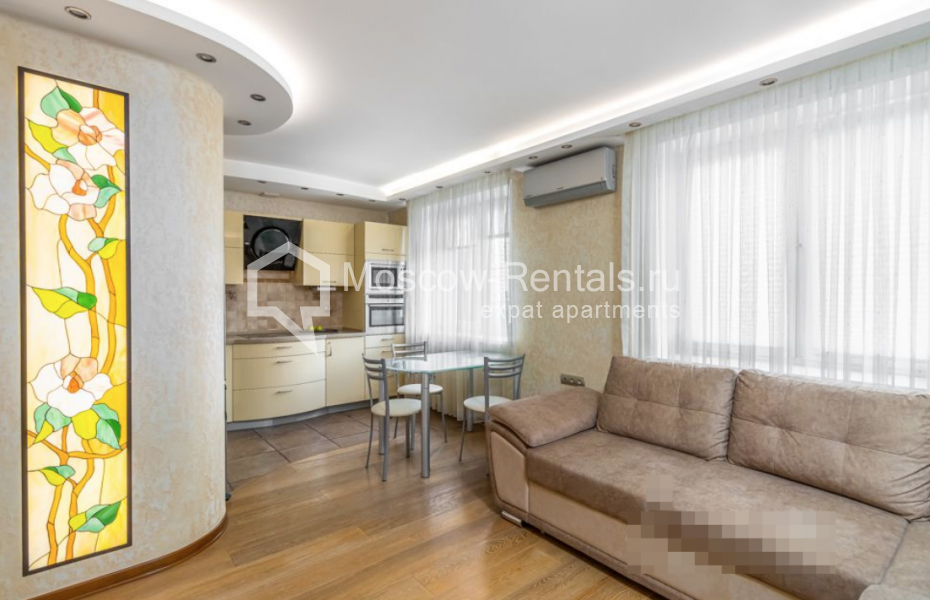 Photo #1 3-room (2 BR) apartment for <a href="http://moscow-rentals.ru/en/articles/long-term-rent" target="_blank">a long-term</a> rent
 in Russia, Moscow, Michuriskyi lane, 13к2