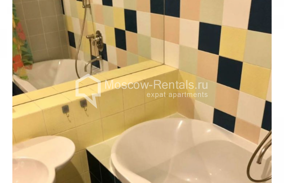 Photo #25 4-room (3 BR) apartment for <a href="http://moscow-rentals.ru/en/articles/long-term-rent" target="_blank">a long-term</a> rent
 in Russia, Moscow, Udaltsova str, 50