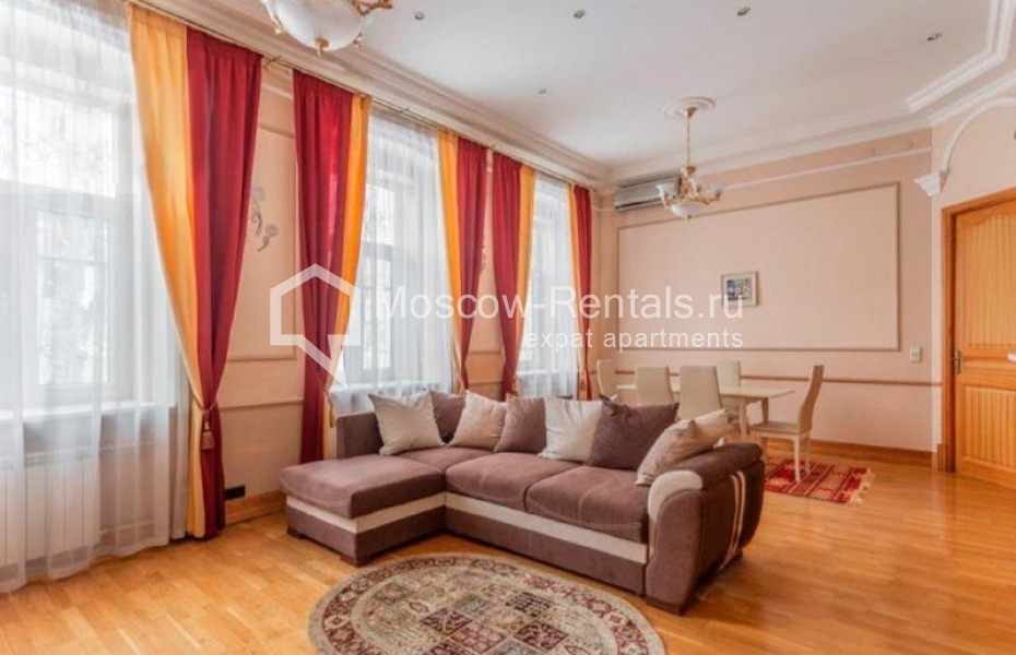 Photo #1 4-room (3 BR) apartment for <a href="http://moscow-rentals.ru/en/articles/long-term-rent" target="_blank">a long-term</a> rent
 in Russia, Moscow, Armyanskyi lane, 7
