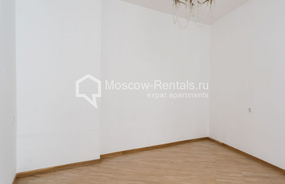 Photo #5 4-room (3 BR) apartment for <a href="http://moscow-rentals.ru/en/articles/long-term-rent" target="_blank">a long-term</a> rent
 in Russia, Moscow, Pokrovka str, 29