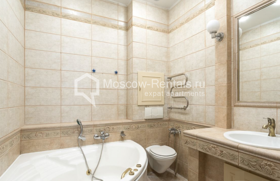 Photo #13 4-room (3 BR) apartment for <a href="http://moscow-rentals.ru/en/articles/long-term-rent" target="_blank">a long-term</a> rent
 in Russia, Moscow, Pokrovka str, 29