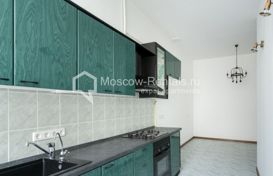 Photo #11 4-room (3 BR) apartment for <a href="http://moscow-rentals.ru/en/articles/long-term-rent" target="_blank">a long-term</a> rent
 in Russia, Moscow, Pokrovka str, 29