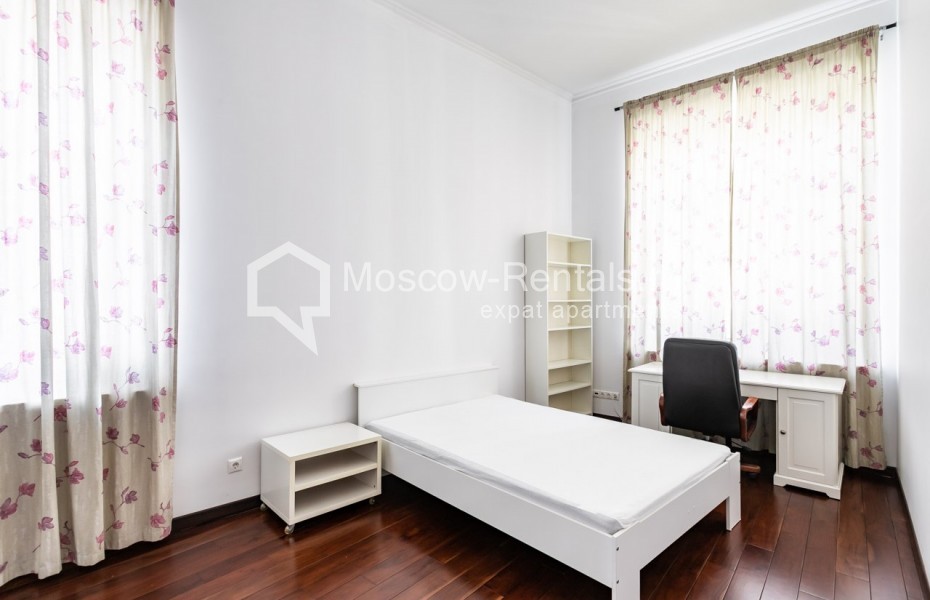Photo #8 5-room (4 BR) apartment for <a href="http://moscow-rentals.ru/en/articles/long-term-rent" target="_blank">a long-term</a> rent
 in Russia, Moscow, Maly Kakovinskyi lane, 1/8С2