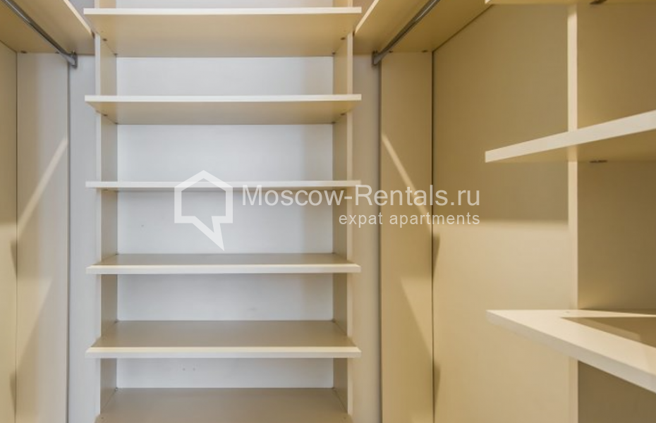 Photo #15 4-room (3 BR) apartment for <a href="http://moscow-rentals.ru/en/articles/long-term-rent" target="_blank">a long-term</a> rent
 in Russia, Moscow, Malyi Mogiltsevskyi lane, 4А