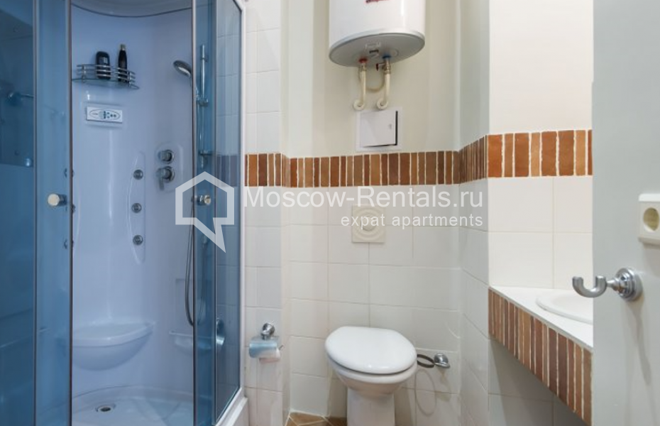 Photo #17 4-room (3 BR) apartment for <a href="http://moscow-rentals.ru/en/articles/long-term-rent" target="_blank">a long-term</a> rent
 in Russia, Moscow, Malyi Mogiltsevskyi lane, 4А