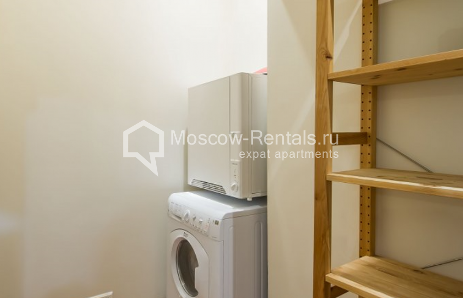 Photo #18 4-room (3 BR) apartment for <a href="http://moscow-rentals.ru/en/articles/long-term-rent" target="_blank">a long-term</a> rent
 in Russia, Moscow, Malyi Mogiltsevskyi lane, 4А