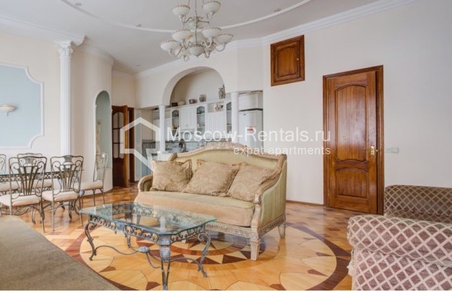 Photo #3 4-room (3 BR) apartment for <a href="http://moscow-rentals.ru/en/articles/long-term-rent" target="_blank">a long-term</a> rent
 in Russia, Moscow, Pozharskyi lane, 8