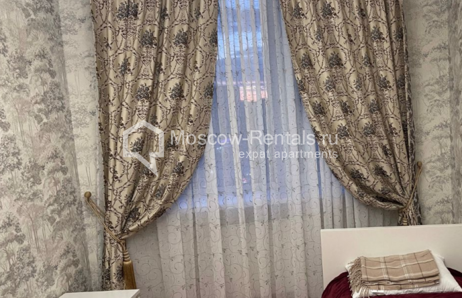 Photo #14 5-room (4 BR) apartment for <a href="http://moscow-rentals.ru/en/articles/long-term-rent" target="_blank">a long-term</a> rent
 in Russia, Moscow, Nakhimovskyi prosp, 56
