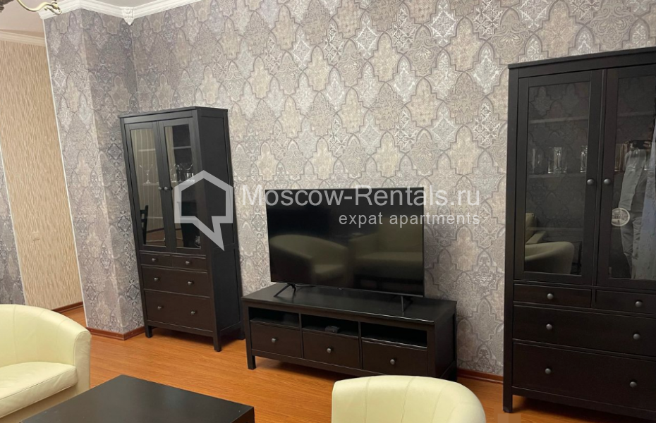 Photo #3 5-room (4 BR) apartment for <a href="http://moscow-rentals.ru/en/articles/long-term-rent" target="_blank">a long-term</a> rent
 in Russia, Moscow, Nakhimovskyi prosp, 56