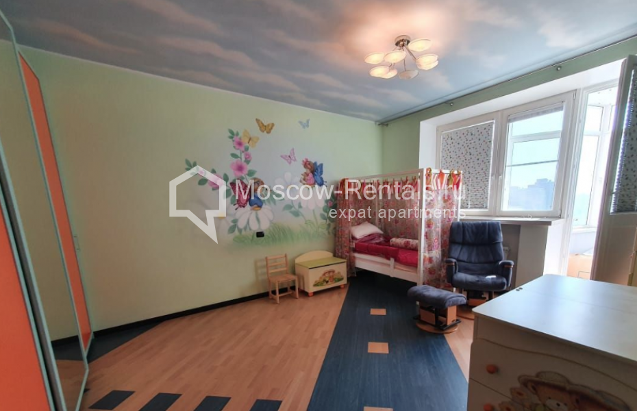 Photo #8 4-room (3 BR) apartment for <a href="http://moscow-rentals.ru/en/articles/long-term-rent" target="_blank">a long-term</a> rent
 in Russia, Moscow, Architectora Vlasova str, 22