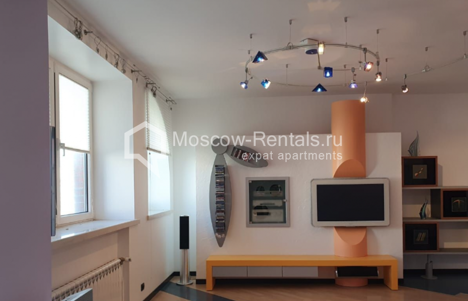 Photo #13 4-room (3 BR) apartment for <a href="http://moscow-rentals.ru/en/articles/long-term-rent" target="_blank">a long-term</a> rent
 in Russia, Moscow, Architectora Vlasova str, 22