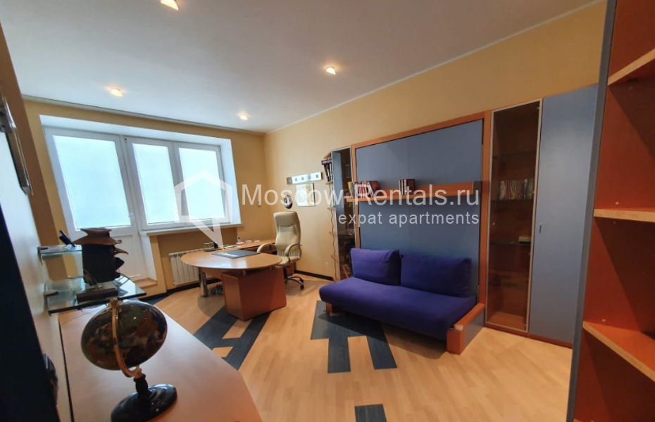 Photo #14 4-room (3 BR) apartment for <a href="http://moscow-rentals.ru/en/articles/long-term-rent" target="_blank">a long-term</a> rent
 in Russia, Moscow, Architectora Vlasova str, 22
