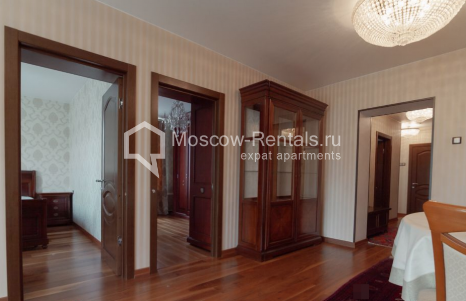 Photo #6 4-room (3 BR) apartment for <a href="http://moscow-rentals.ru/en/articles/long-term-rent" target="_blank">a long-term</a> rent
 in Russia, Moscow, Shabolovka str, 30/12