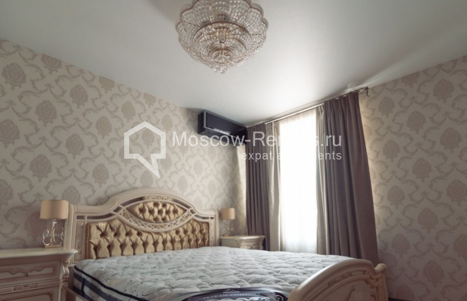 Photo #11 4-room (3 BR) apartment for <a href="http://moscow-rentals.ru/en/articles/long-term-rent" target="_blank">a long-term</a> rent
 in Russia, Moscow, Shabolovka str, 30/12