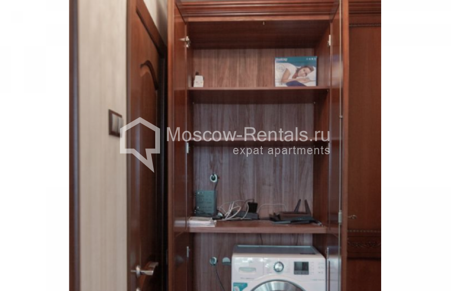 Photo #14 4-room (3 BR) apartment for <a href="http://moscow-rentals.ru/en/articles/long-term-rent" target="_blank">a long-term</a> rent
 in Russia, Moscow, Shabolovka str, 30/12