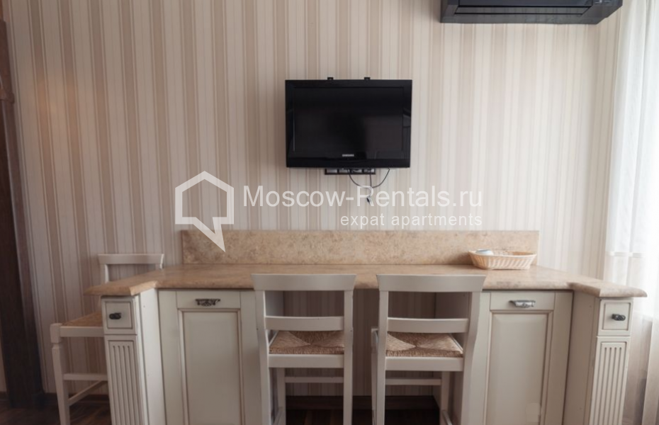 Photo #16 4-room (3 BR) apartment for <a href="http://moscow-rentals.ru/en/articles/long-term-rent" target="_blank">a long-term</a> rent
 in Russia, Moscow, Shabolovka str, 30/12