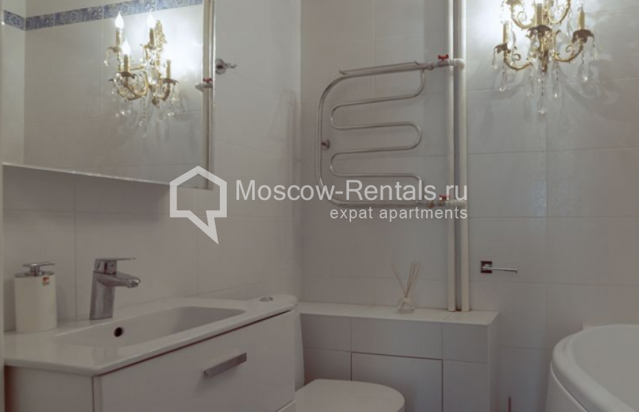 Photo #19 4-room (3 BR) apartment for <a href="http://moscow-rentals.ru/en/articles/long-term-rent" target="_blank">a long-term</a> rent
 in Russia, Moscow, Shabolovka str, 30/12