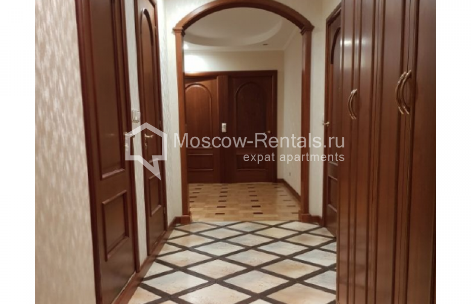 Photo #2 5-room (4 BR) apartment for <a href="http://moscow-rentals.ru/en/articles/long-term-rent" target="_blank">a long-term</a> rent
 in Russia, Moscow, Nametkina str, 9К3