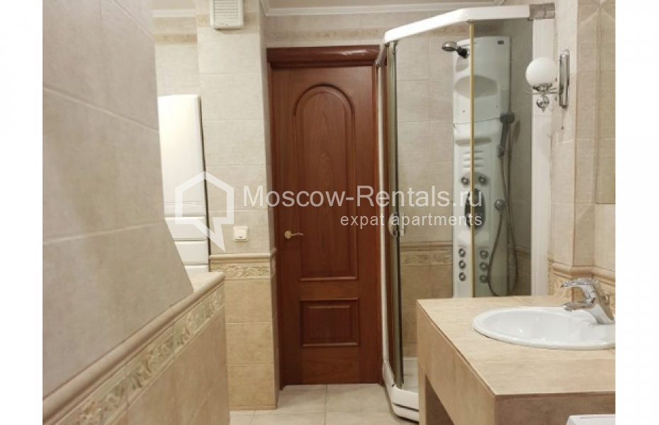 Photo #16 5-room (4 BR) apartment for <a href="http://moscow-rentals.ru/en/articles/long-term-rent" target="_blank">a long-term</a> rent
 in Russia, Moscow, Nametkina str, 9К3
